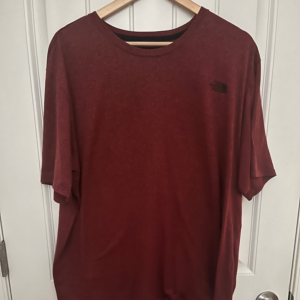 The North Face Men's Dark Red Short Sleeve Tee XXL
